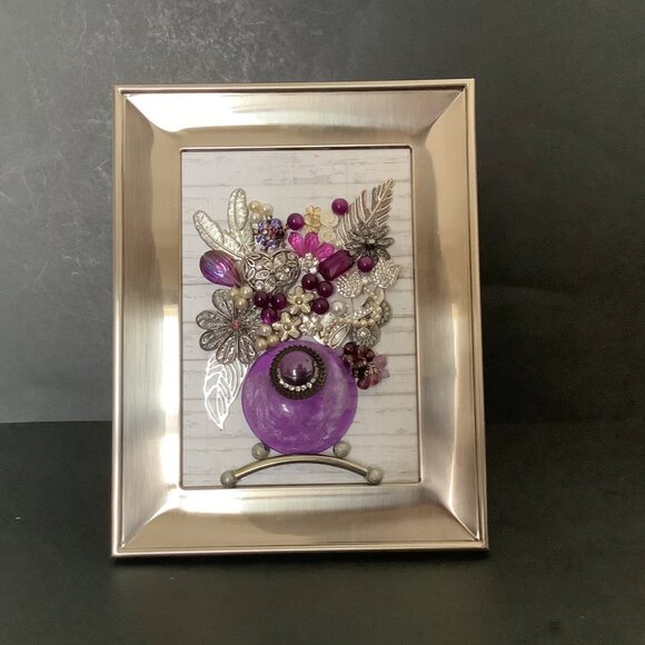 PICTURE FRAME With Bouquet Flowers Pewter Frame Purple Silver Flowers 5x7 - Picture 1 of 5